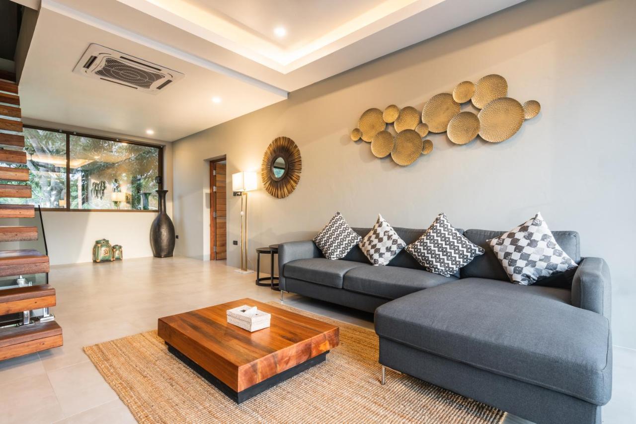 Zee Luxury Boutique Hotel Hinkong Bagian luar foto