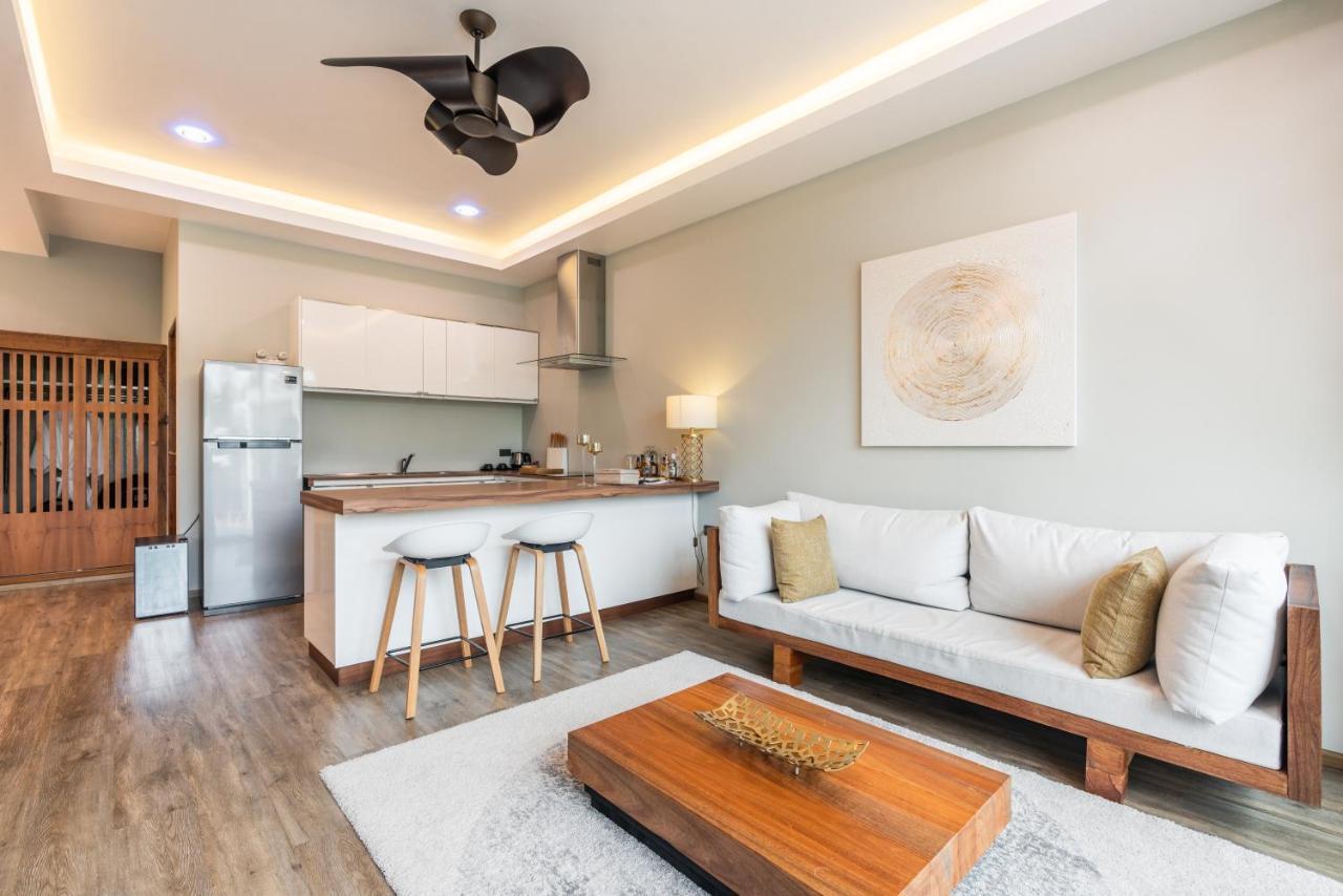 Zee Luxury Boutique Hotel Hinkong Bagian luar foto