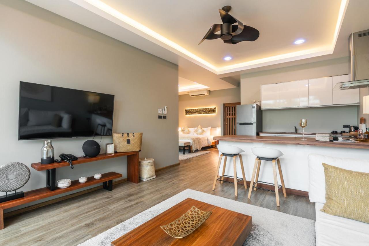 Zee Luxury Boutique Hotel Hinkong Bagian luar foto